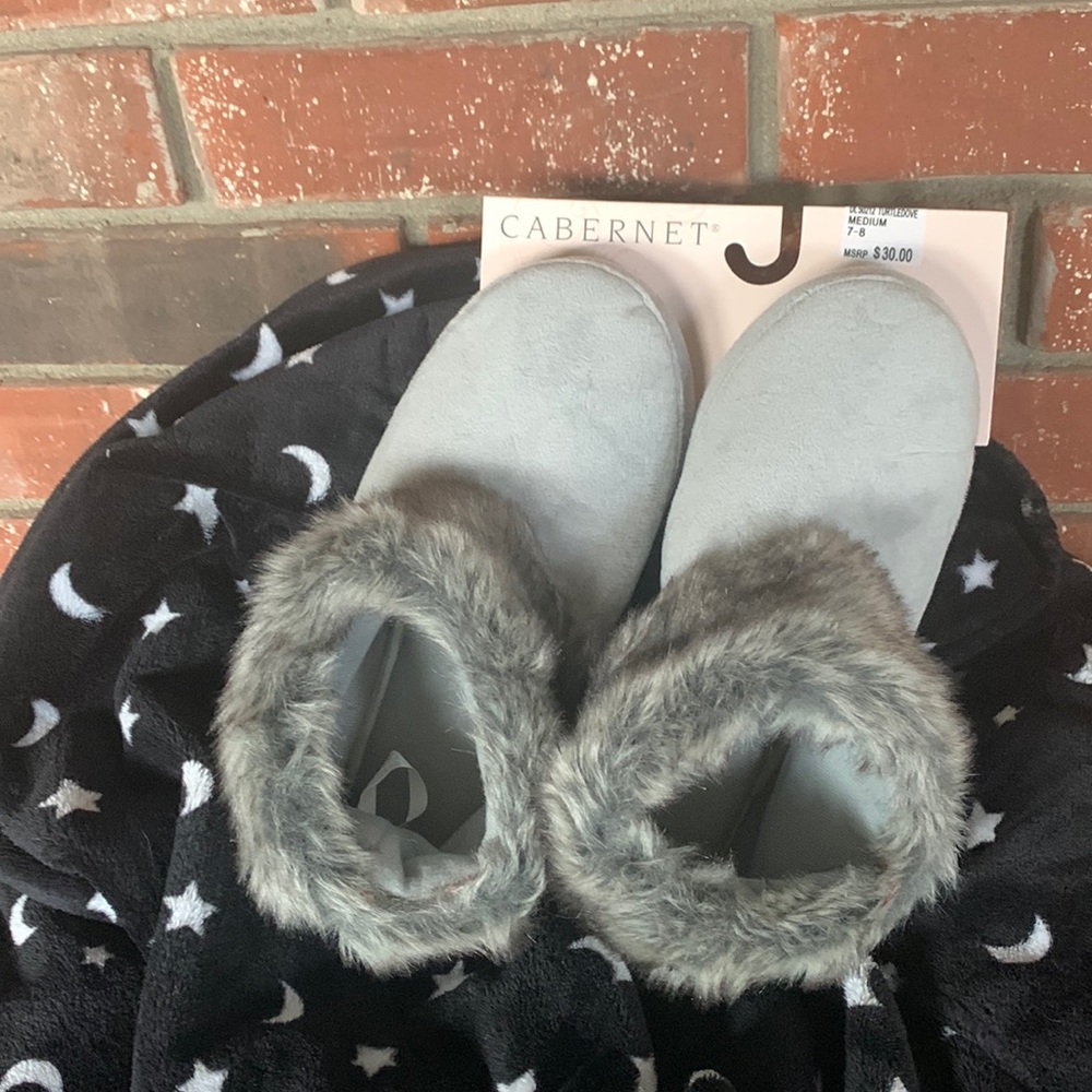 Grey Cabernet slippers